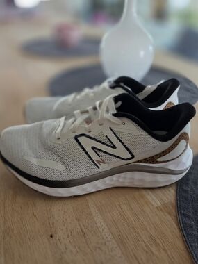 New Balance Women's White Running Sneakers with Leopard Accent